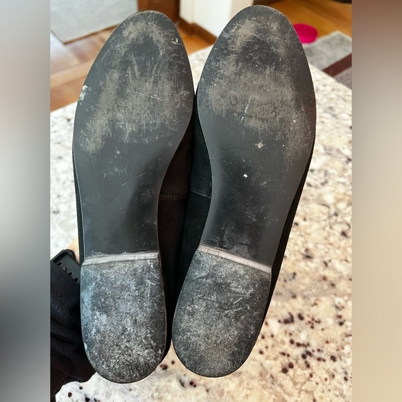 Talbots Women’s Black Suede Embroidered Loafers Size 7.5 - Picture 4 of 7